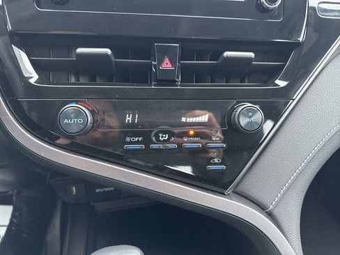 Used 2023 Toyota Camry SE image 25