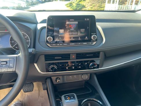 Used 2026 Nissan Rogue S AWD/4WD image 20