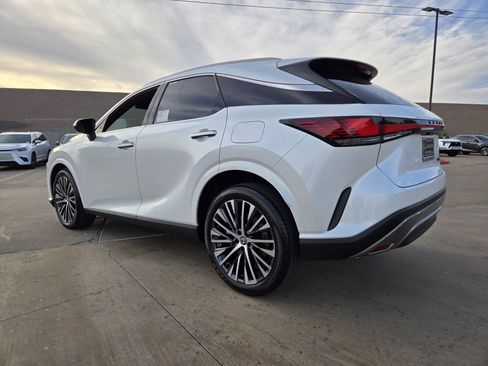 New 2026 Lexus RX 350 FWD image 4