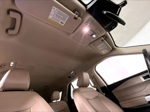 Used 2021 Ford Explorer Limited w/ Equipment Group 301A image 22