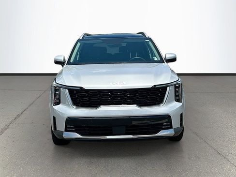 Certified 2025 Kia Sorento EX w/ EX Panoramic Sunroof Package FWD image 2