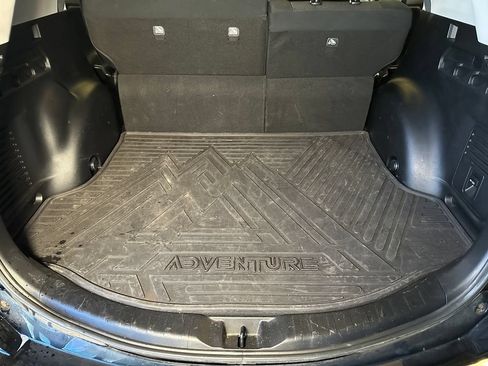 Used 2018 Toyota RAV4 Adventure AWD/4WD image 23