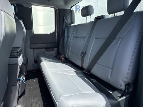 New 2026 Ford F250 XL w/ FX4 Off-Road Package AWD/4WD image 11