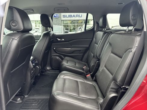 Used 2019 GMC Acadia SLT AWD/4WD image 21
