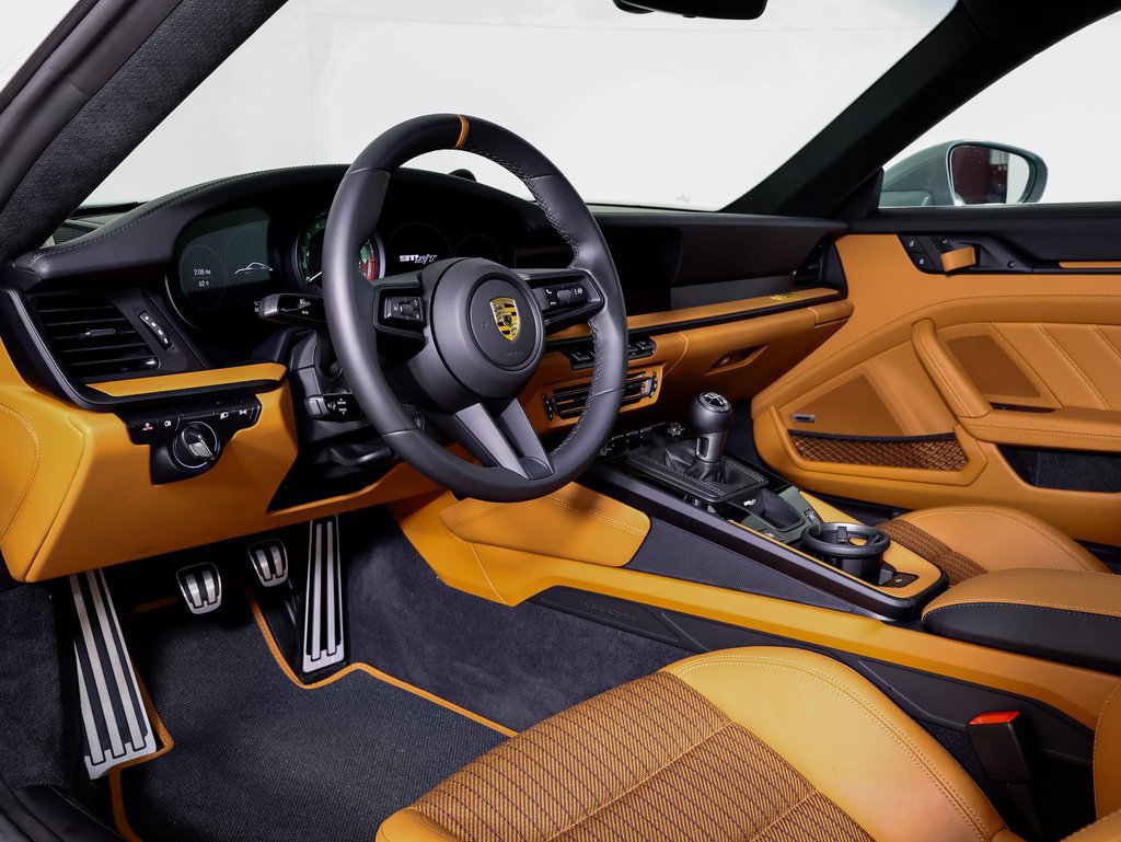 Certified 2024 Porsche 911 GT3 RS RWD image 4