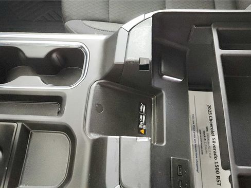 Used 2025 Chevrolet Silverado 1500 RST w/ Convenience Package II AWD/4WD image 29