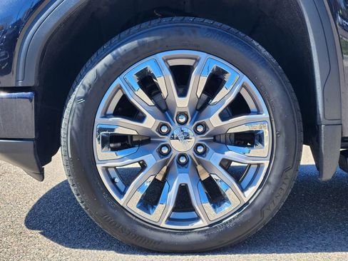 Used 2025 GMC Sierra 1500 Denali image 9