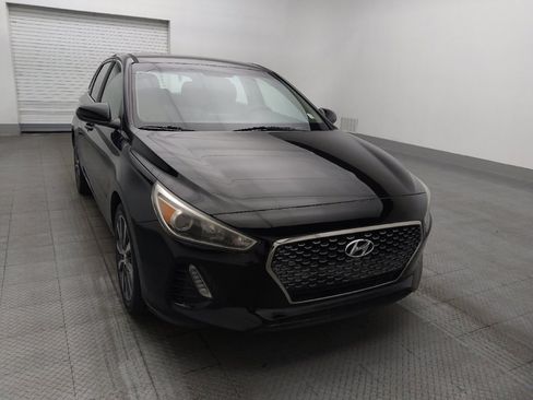 Used 2018 Hyundai Elantra GT image 14
