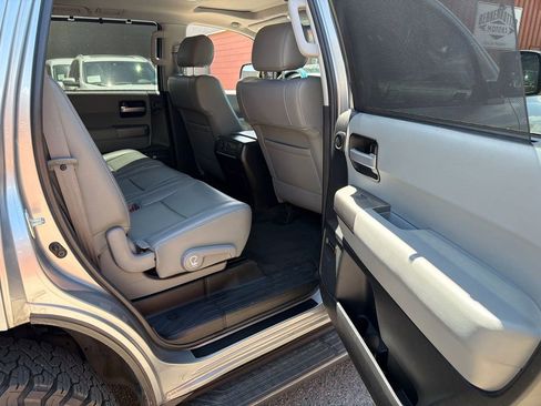 Used 2013 Toyota Sequoia Limited AWD/4WD image 16