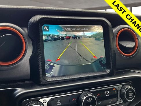 Used 2021 Jeep Gladiator Mojave image 22