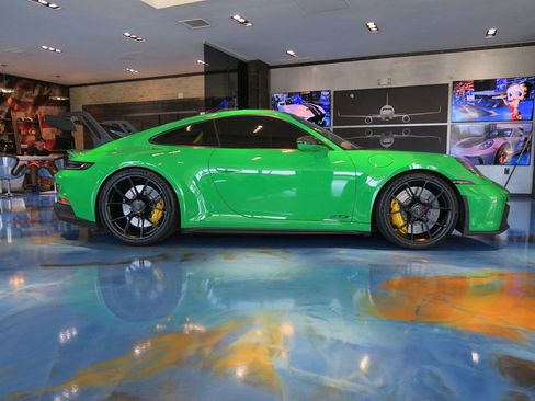 Used 2023 Porsche 911 GT3 RWD image 11