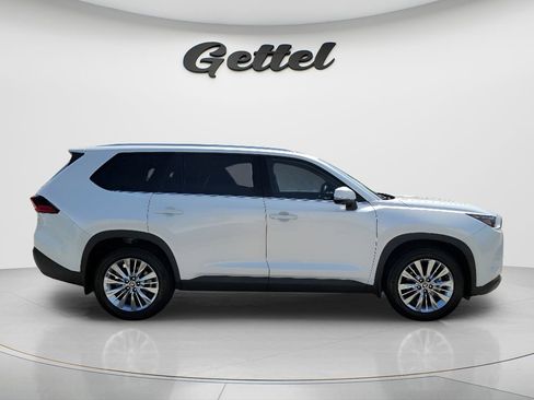 Certified 2026 Toyota Grand Highlander AWD image 4