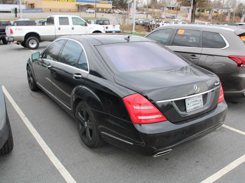 Used 2012 Mercedes-Benz S 550 4MATIC image 6