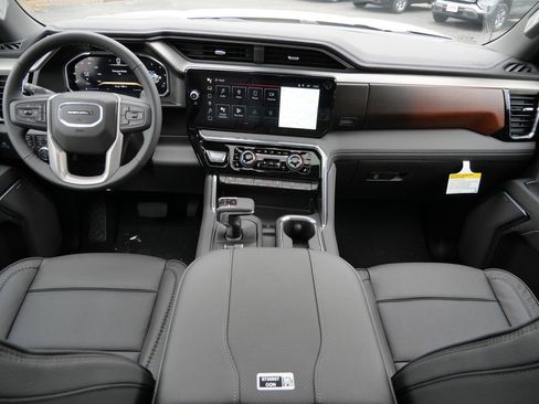 New 2026 GMC Sierra 1500 Denali w/ Denali Reserve Package image 7