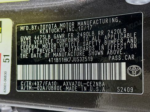 Used 2018 Toyota Camry LE image 12