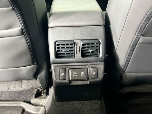Used 2019 Subaru Outback 2.5i Limited AWD/4WD image 23