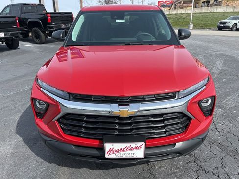 New 2026 Chevrolet TrailBlazer LS w/ LS Convenience Package AWD/4WD image 2