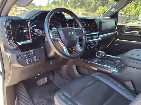 Used 2023 Chevrolet Silverado 1500 RST AWD/4WD image 21