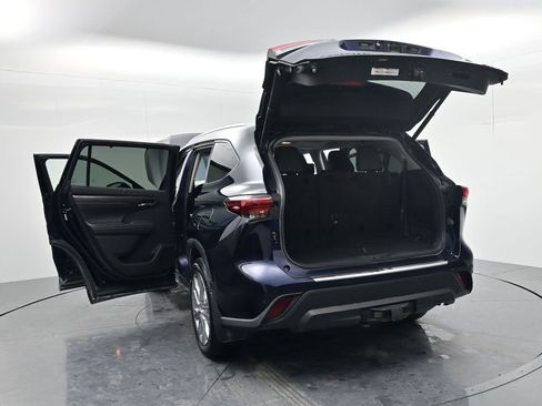 Used 2021 Toyota Highlander Limited image 53