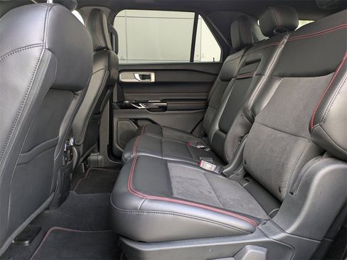 Used 2022 Ford Explorer ST-Line w/ Class IV Trailer Tow Package image 14