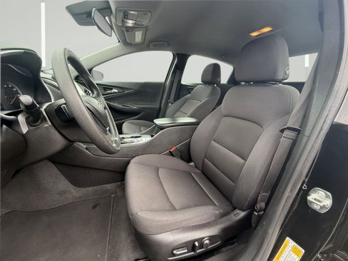 Certified 2024 Chevrolet Malibu LT image 4