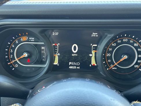 Used 2024 Jeep Wrangler Unlimited Sahara AWD/4WD image 52