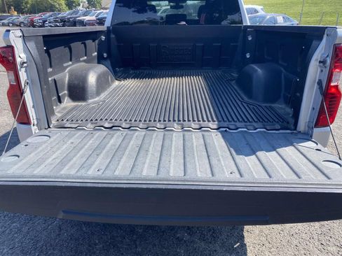 Used 2020 Chevrolet Silverado 1500 LT RWD image 18