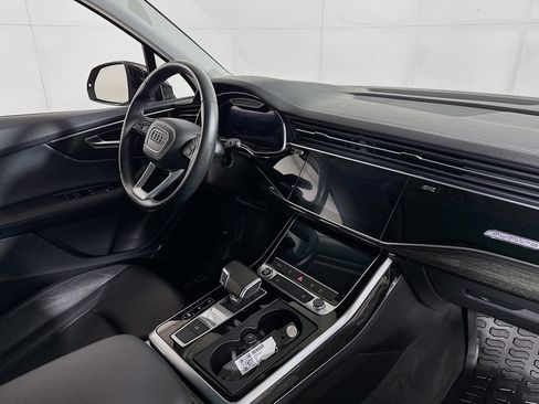 Used 2023 Audi Q7 3.0T Premium Plus w/ Premium Plus Package AWD/4WD image 29