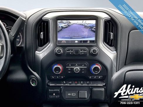 Used 2020 Chevrolet Silverado 2500 LTZ w/ LTZ Convenience Package image 9