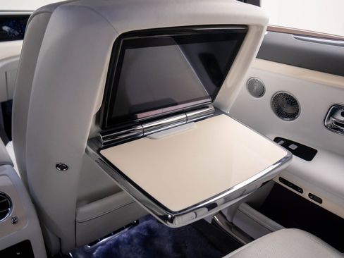 Used 2021 Rolls-Royce Ghost image 13