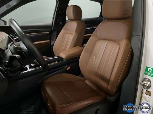 Used 2022 Audi e-tron Premium Plus w/ Premium Plus Package image 69