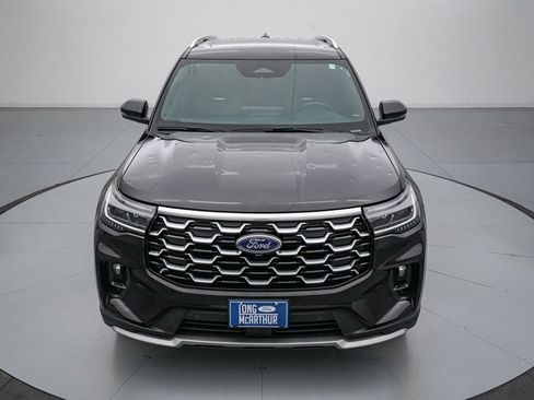 Certified 2025 Ford Explorer Platinum AWD/4WD image 10