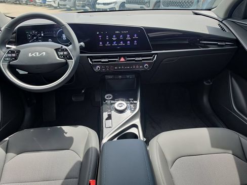 New 2026 Kia Niro Wind FWD image 13