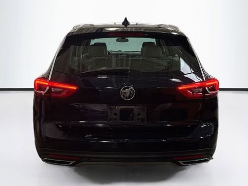 Used 2018 Buick Regal Preferred w/ Sights and Sounds Package image 7