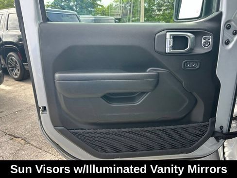 Used 2024 Jeep Wrangler Unlimited Sport AWD/4WD image 31