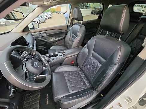 Used 2021 Nissan Rogue Platinum AWD/4WD image 15