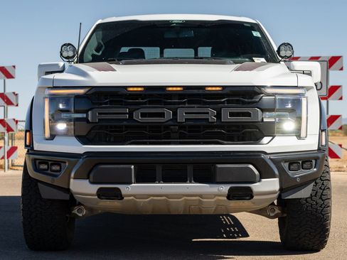 Used 2024 Ford F150 Raptor AWD/4WD image 7