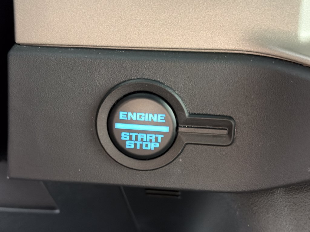 Certified 2025 Ford Bronco Outer Banks w/ Sasquatch Package AWD/4WD image 25