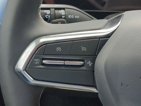 New 2025 Chevrolet Equinox EV LT w/ Convenience Package II image 21