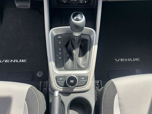 New 2026 Hyundai Venue SEL image 21