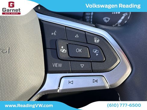 Certified 2023 Volkswagen Taos SE image 33