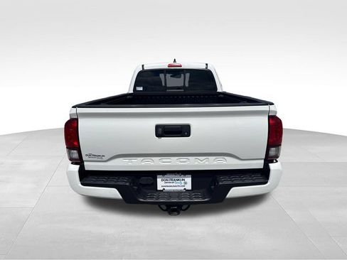 Used 2022 Toyota Tacoma SR w/ SX Package RWD image 4