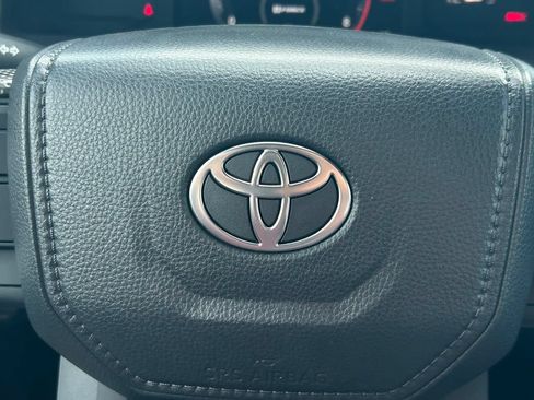 Certified 2026 Toyota Tacoma SR5 RWD image 36