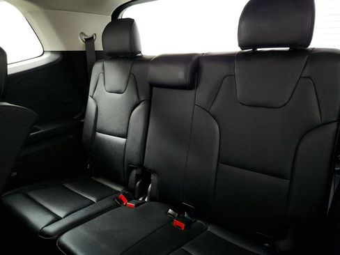 Used 2022 Kia Telluride LX FWD image 23