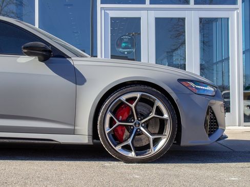 Used 2024 Audi RS 6 performance image 5