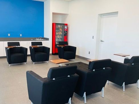 Used 2023 Toyota Camry SE image 31