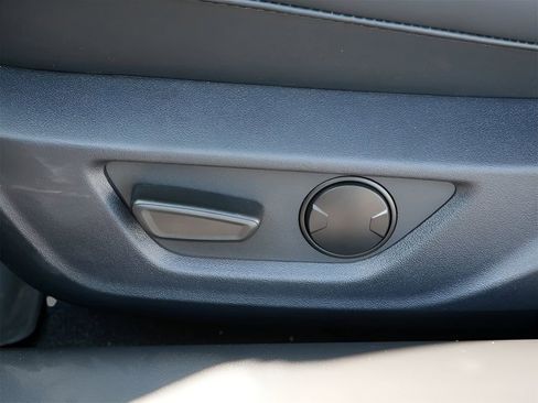 Used 2025 Ford Mustang GT Premium image 16