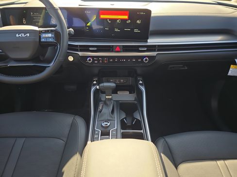 New 2026 Kia Sorento S image 14