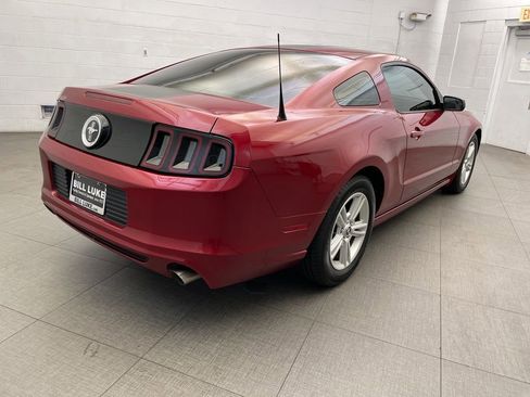 Used 2014 Ford Mustang Coupe RWD image 5