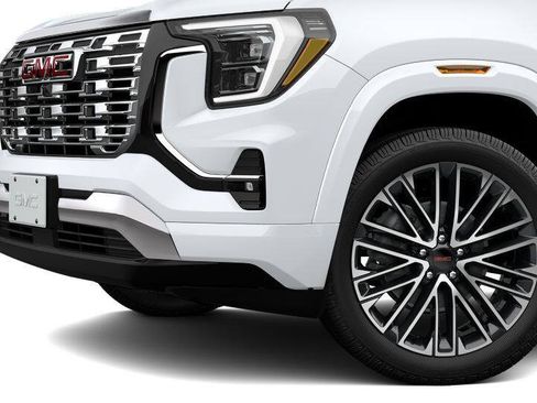New 2026 GMC Terrain Denali w/ LPO, Floor Liner Package AWD/4WD image 31